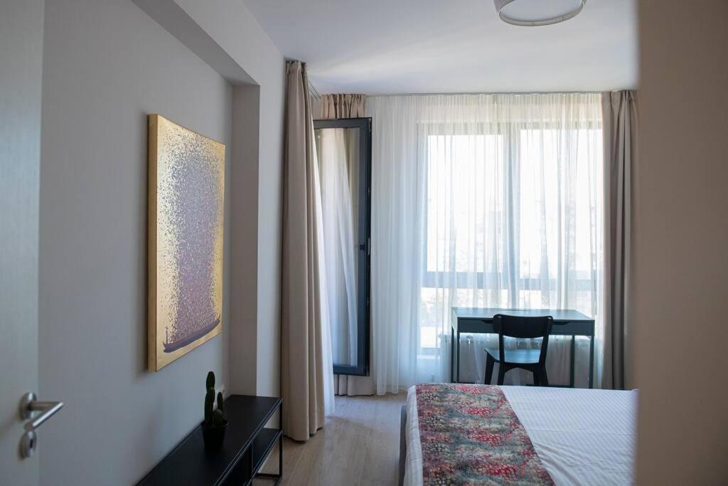 Tokiyo: A Lovely City Center 2 Bedrooms Apartment With Private Parking Sofia Exterior photo